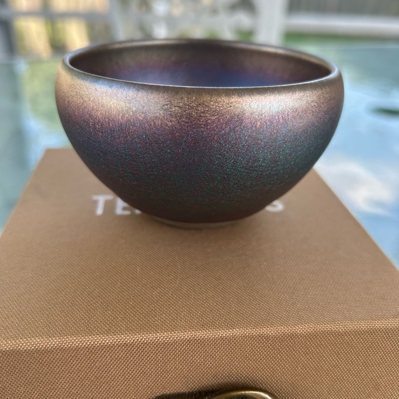 Iridescent Tea Cup - Picture 4 of 5